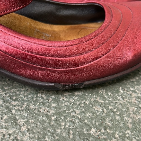 NAOT Mary Jane Comfort Shoes Shiny Red One Small Flaw Read Description Sz 37 - Picture 4 of 9